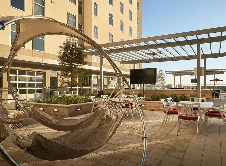 600 University Dr E #15 — Photo 9