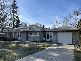 502 Bowman Avenue photo 1