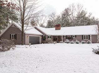 9 Mast Hill Rd, Hingham, MA 02043