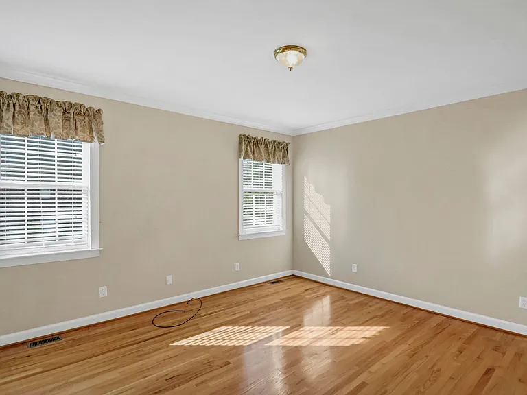 108 Hastings Point Dr — Photo 21