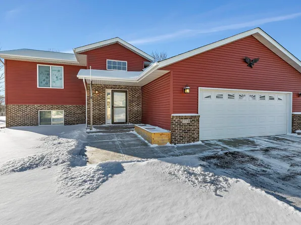 304 Sunset Ct, Albany, MN 56307