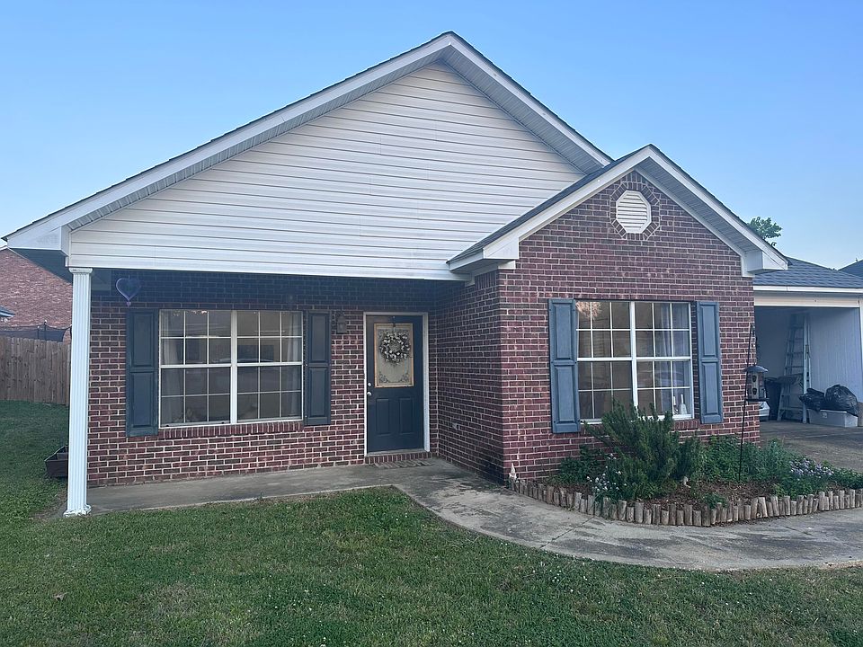 1st image of 120 Tomlinson Dr