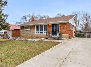 47 Battlefield Dr, Hamilton, ON L8G 1V1