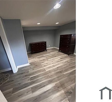 3rd image of 104 Washington Ave N #1