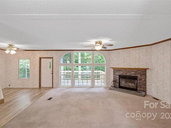 2nd image of 108 Sunwood Ct