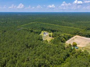 525 Von Hollen Rd, Bonneau, SC 29431