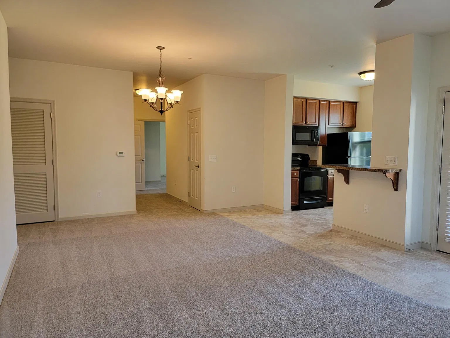 2 bed, 1230 sqft, $1,595 — Photo 3
