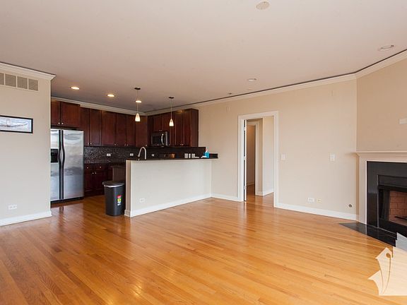 2nd image of 22 S Western Ave Unit 301