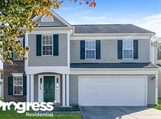 1030 Hipp Rd, Charlotte, NC 28216