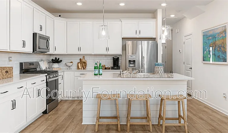 506 Trotters Ln — Photo 2