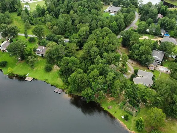 Green Tree Dr, Bogalusa, LA 70427