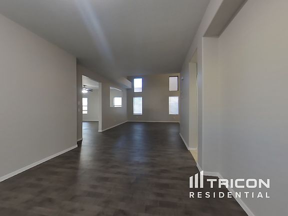 2nd image of 41232 W Cielo Ln