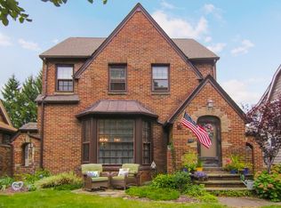 45 E 214th St, Euclid, OH 44123