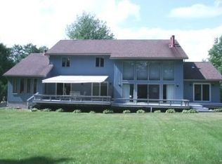 23 Sheraton Ln S, Queensbury, NY 12804
