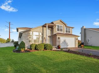 1514 Spring Oaks Dr, Joliet, IL 60431