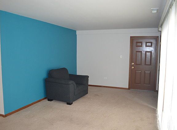 5th image of 4842 W 122nd St APT 3W