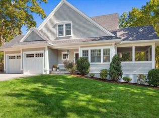 16 Hayes Rd, Hingham, MA 02043