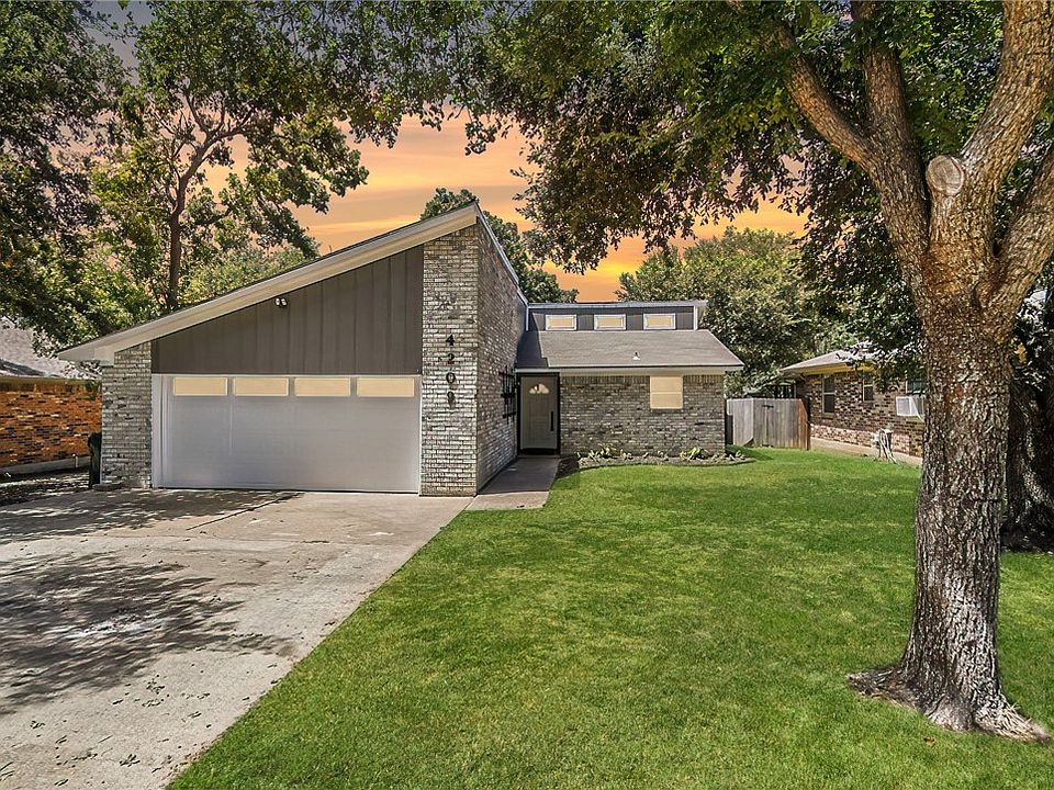 1st image of 4209 Woodcrest Dr