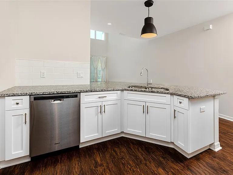 1510 Figleaf Ln — Photo 8