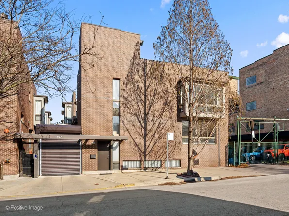 1757 N Paulina St #R, Chicago, IL 60622