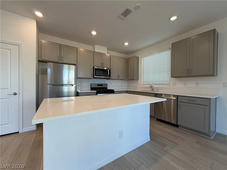 5925 Obsidian Sky Ave — Photo 9