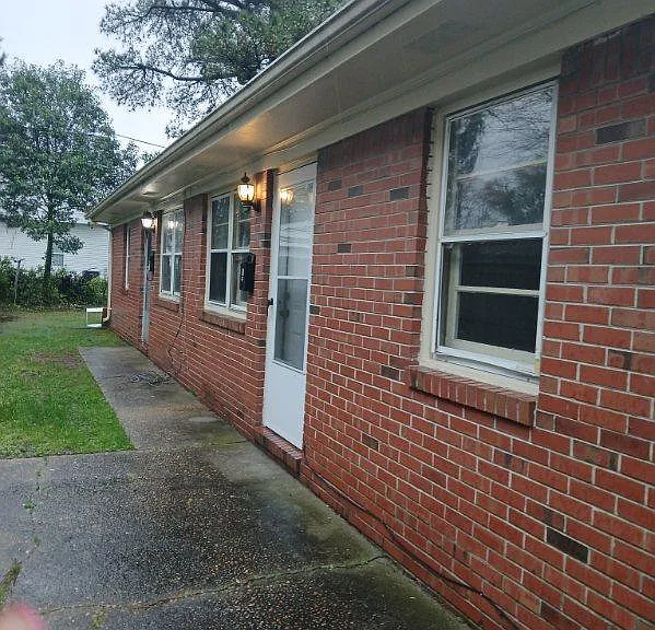 2640 Ballentine Blvd #B — Photo 1