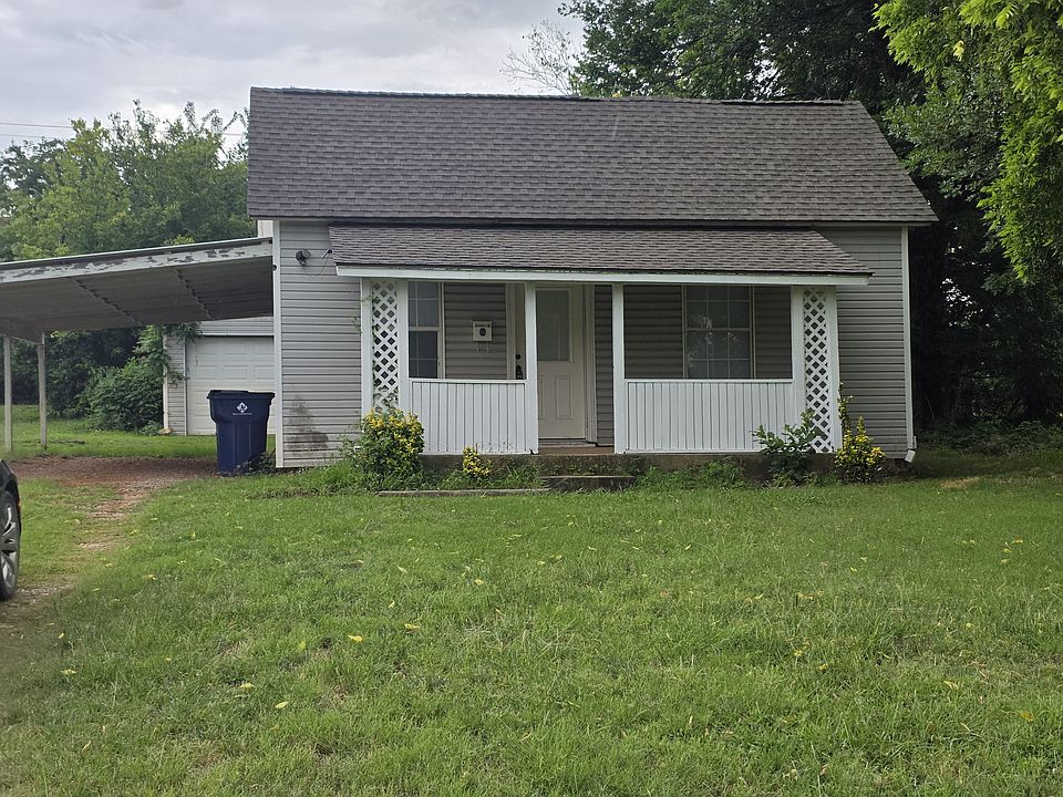 1st image of 2007 W Logan Ave