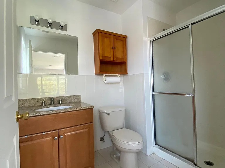 121 Chariot Ct — Photo 7
