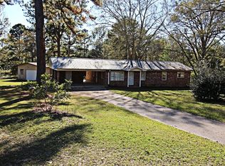 94 Crepe Myrtle Ln, Laurel, MS 39443