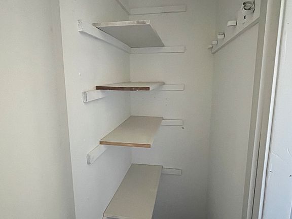 Unit Photo