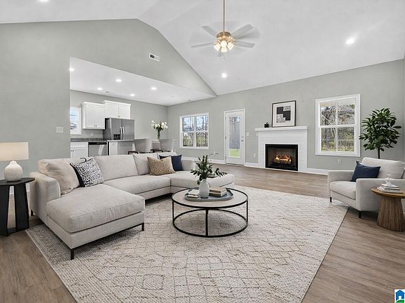 5th image of 256 Deerfield Cir