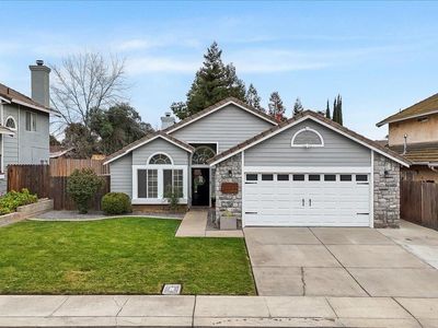 6066 Creek Bend Dr, Riverbank, CA, 95367