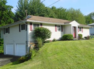 210 Jamaica Blvd, Endicott, NY 13760