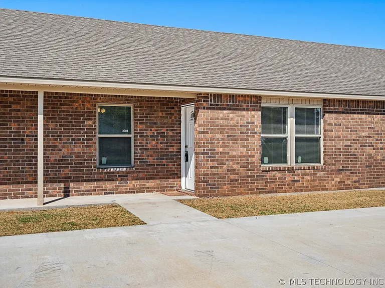 13001 Owen Ln #13003 — Photo 1