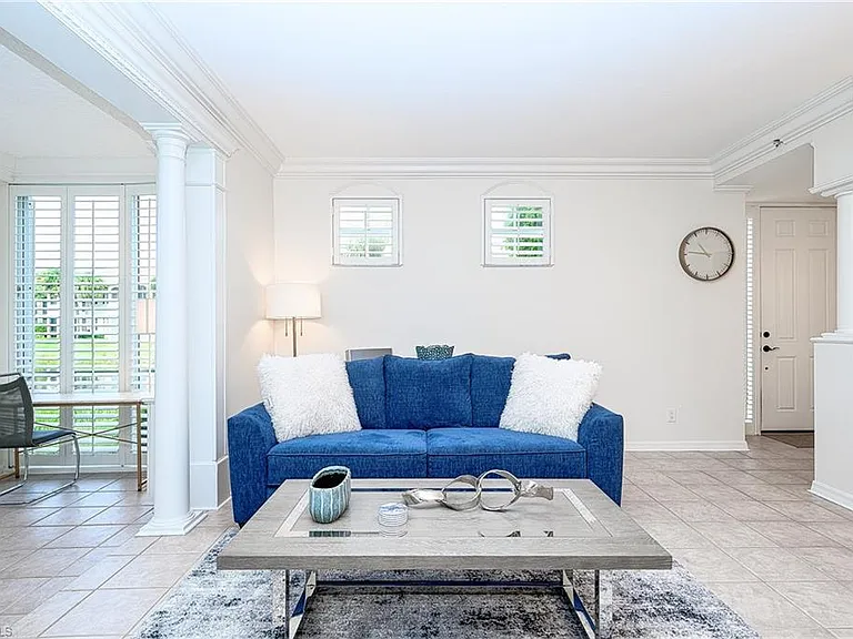 900 L Ambiance Cir #9-106 — Photo 7