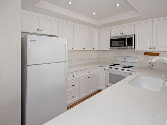 5th image of 1000 2nd St Unit 6