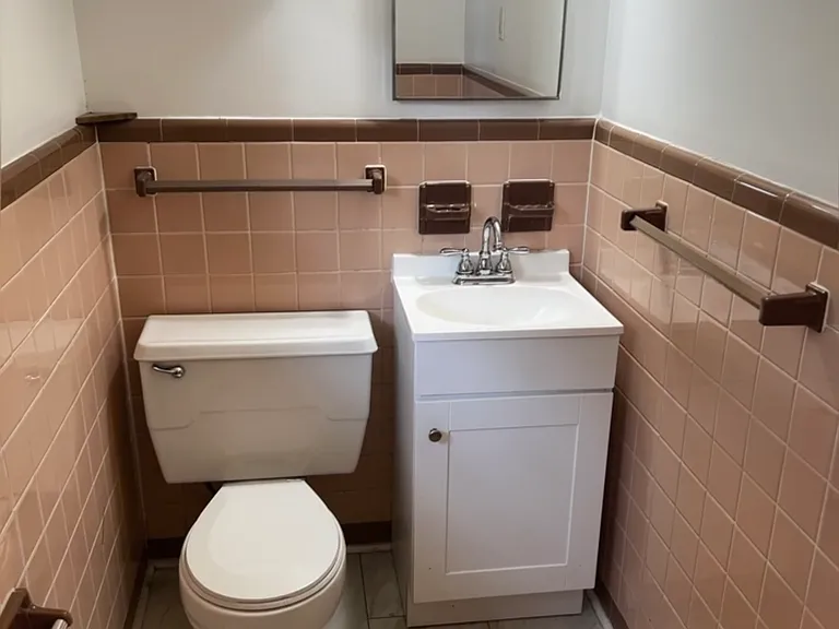 308 Pace St — Photo 9