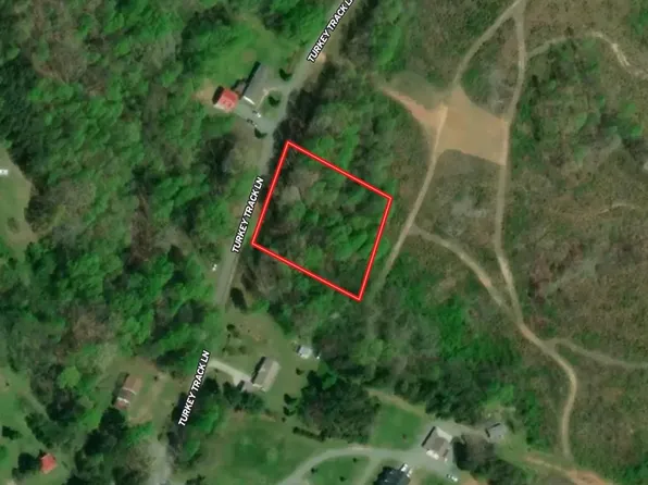 Turkey Track Ln, Nathalie, VA 24577