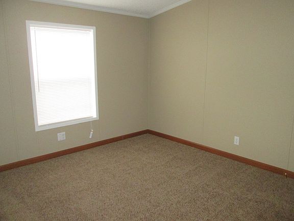 5th image of 24326 Chippewa Dr