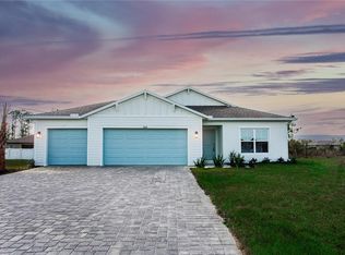 884 Youngreen Dr, Fort Myers, FL 33913