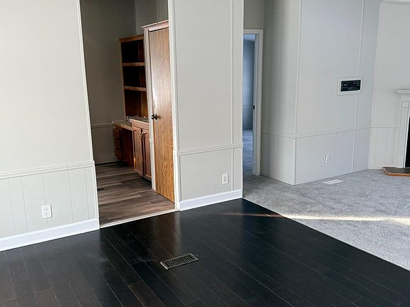 4th image of 5249 Lapeer Rd