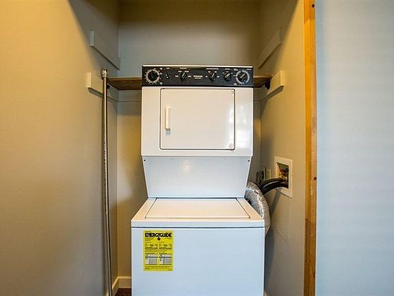4th image of 4026 S Regal St APT 101
