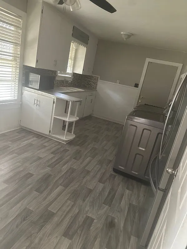2 bed, 1.0 bath, 884 sqft, $700 — Photo 3