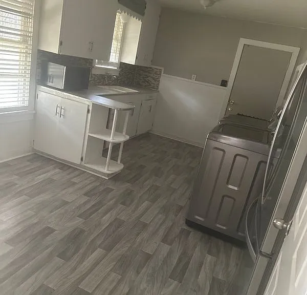 1318 N Mosby Ave — Photo 3