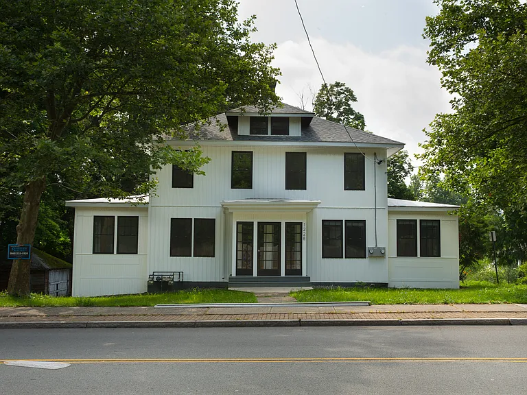 1228 North Ave #B — Photo 6
