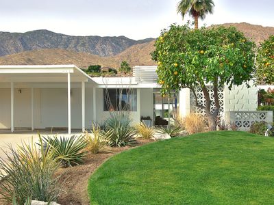 2373 S Sierra Madre, Palm Springs, CA, 92264