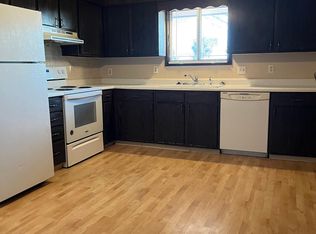 1314 E 13th Ave, Hutchinson, KS 67501