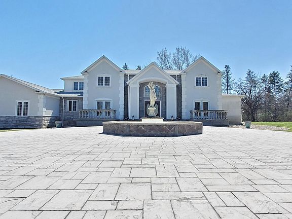 4th image of 2820 Balltown Road