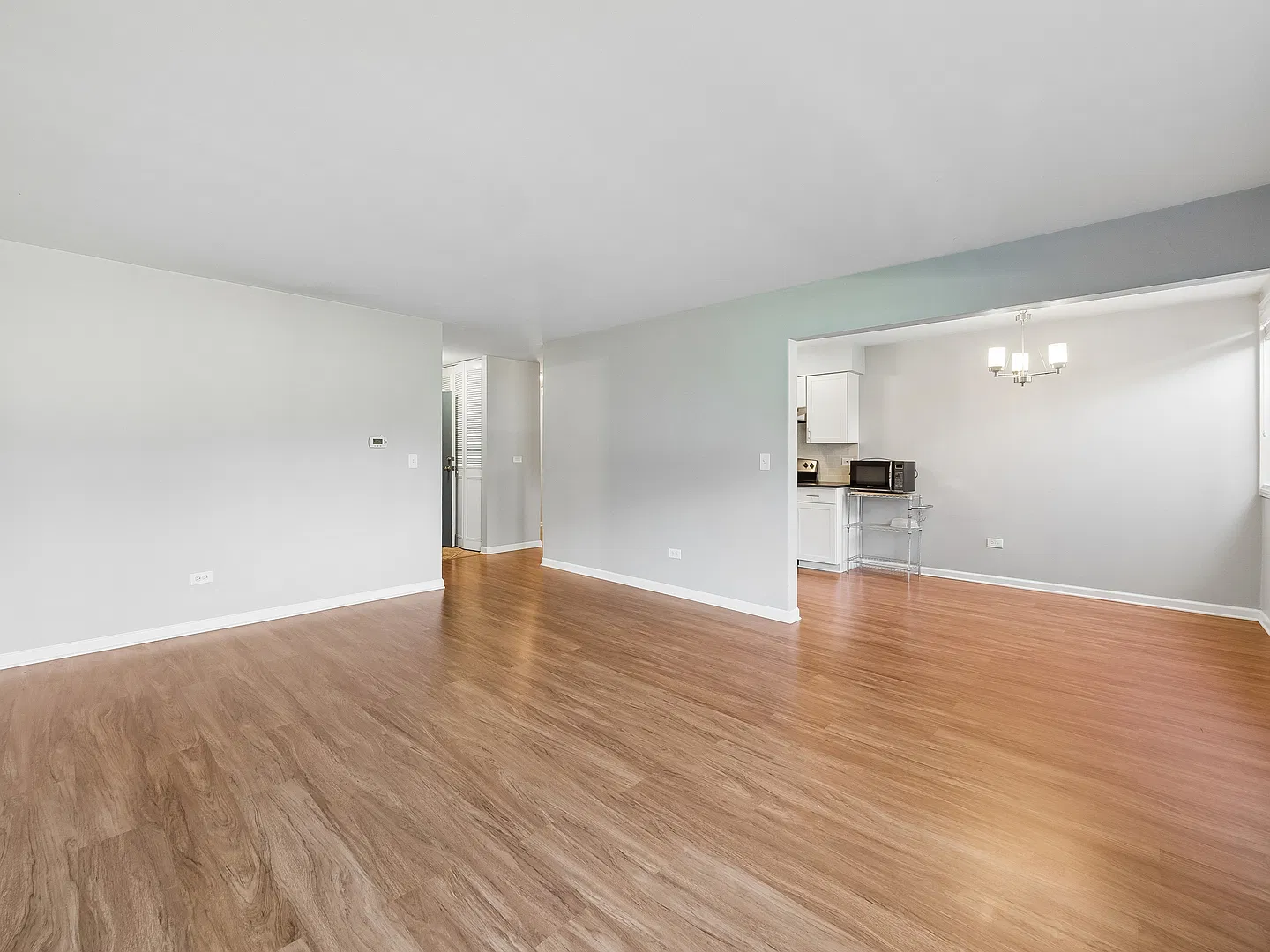 2 bed, 1000 sqft, $1,850 — Photo 4