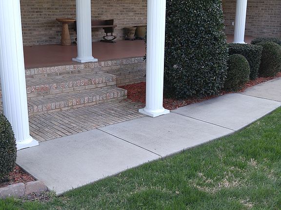 Front Porch is 10x30 ft.